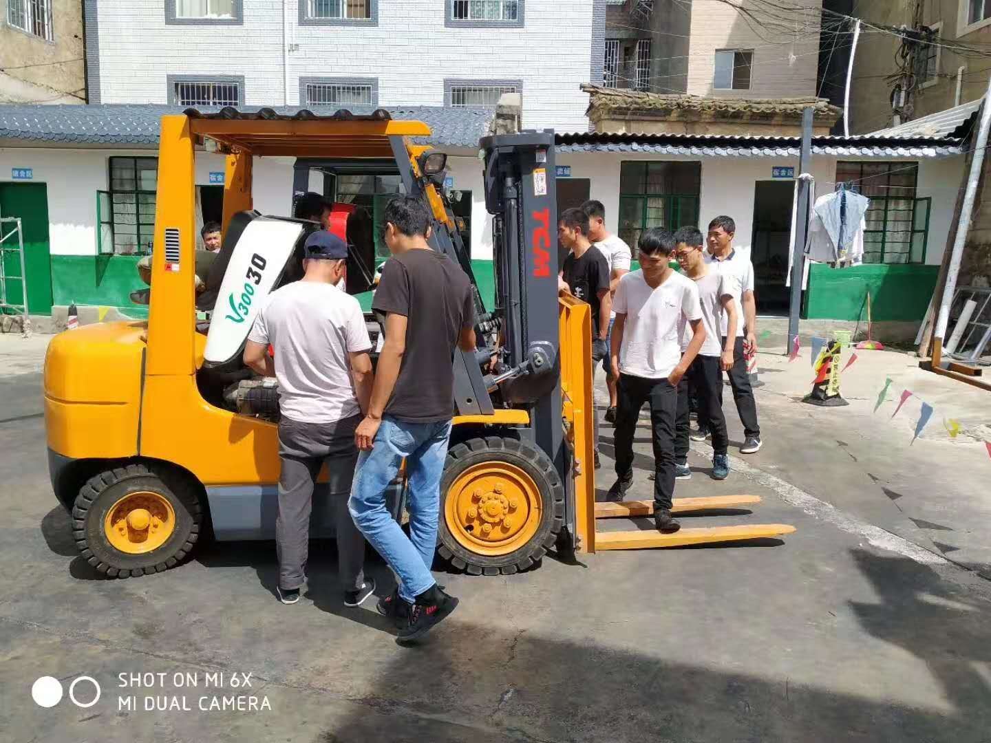 昆明正規的叉車培訓學校~昆明叉車培訓學校渠縣